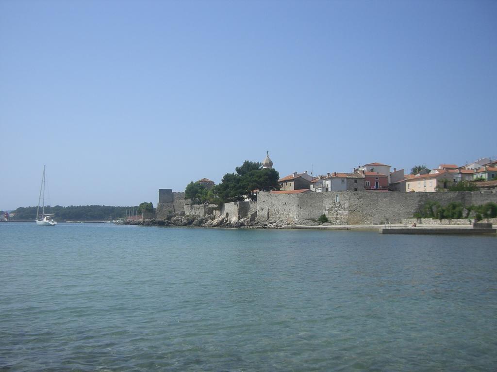 Hotel Haus Magdalena Krk Town Exterior foto